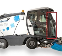 Стекло дверное правое нижнее Johnston Sweepers C202/ Johnston Cx202/ Johnston Cn202